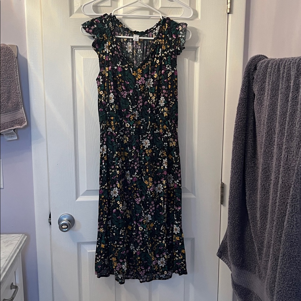 Old Navy Women’s Floral Black Dress - Size Medium Tall